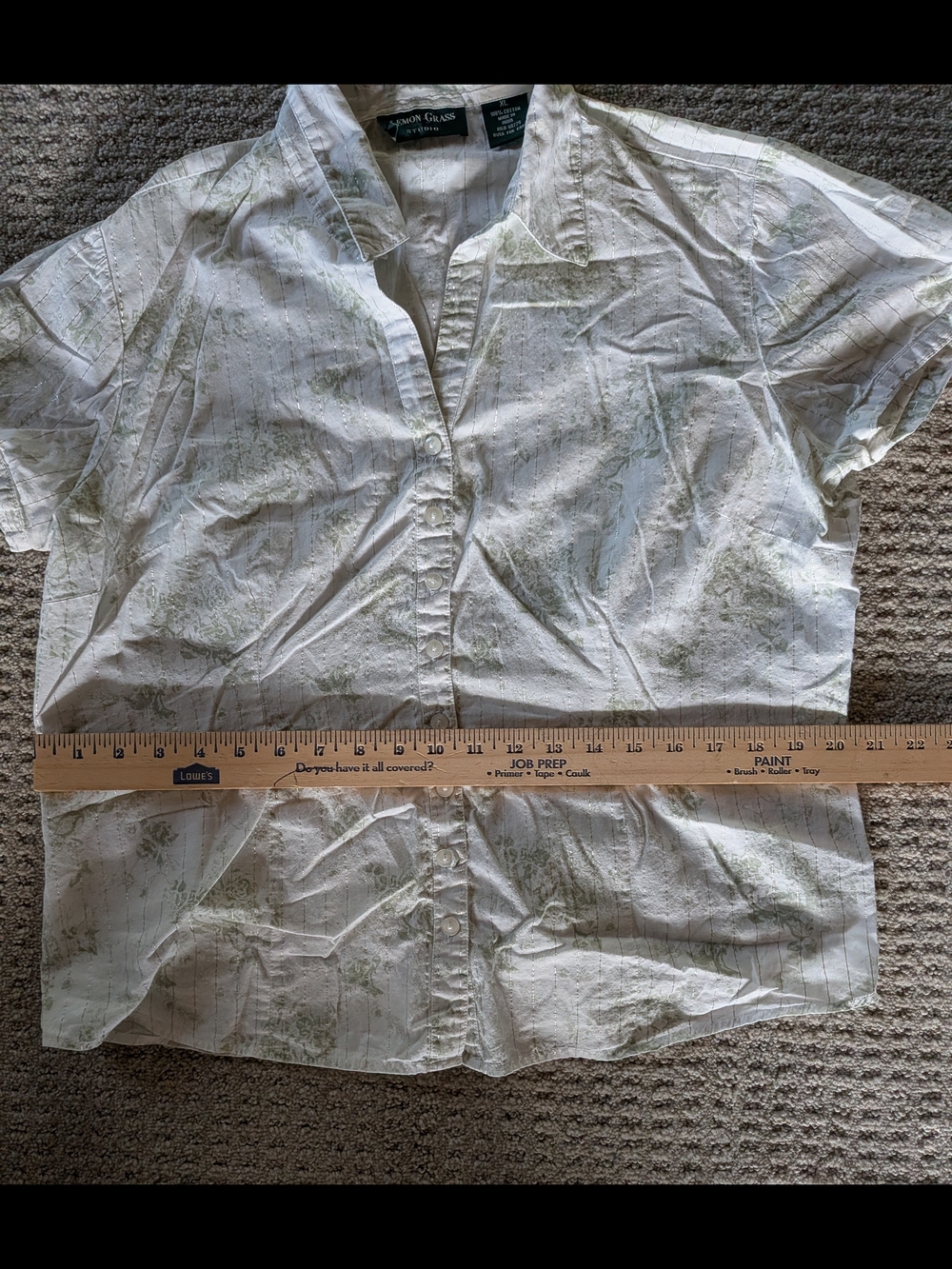 Lemon Grass Short Sleeve Button Up Shirt....ladies.....XL